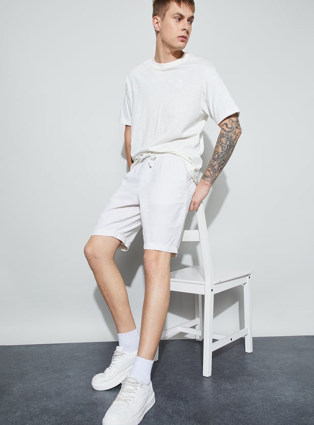 FAME FOREVER Solid Regular Shorts