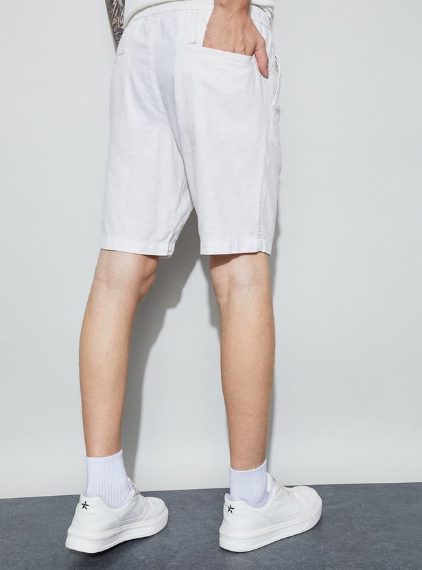 FAME FOREVER Solid Regular Shorts