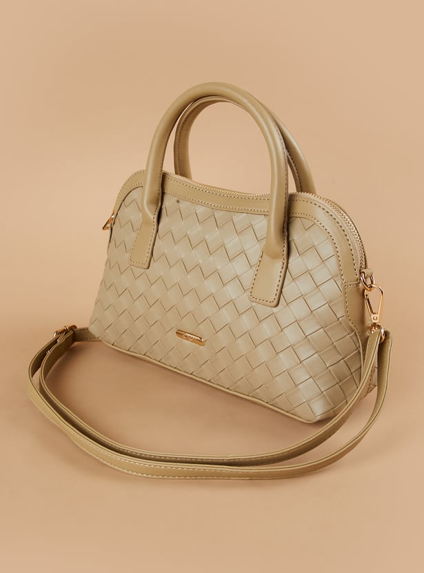 GINGER Textured Handheld Bag