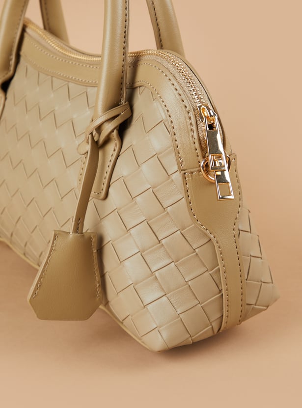 GINGER Textured Handheld Bag