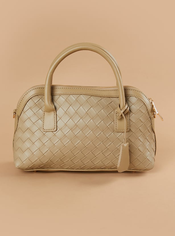 GINGER Textured Handheld Bag