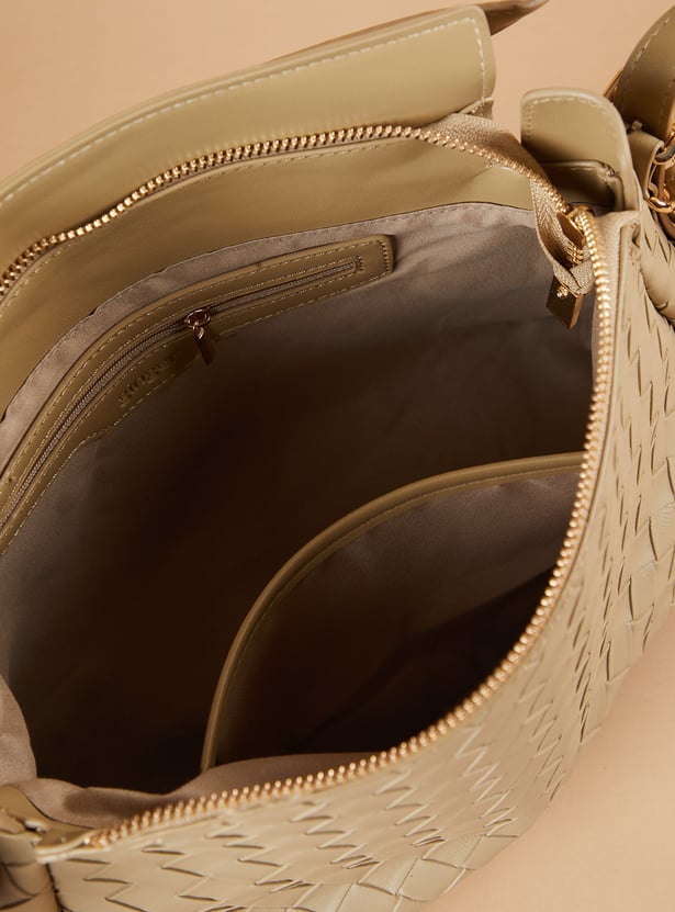 GINGER Textured Shoulder Bag