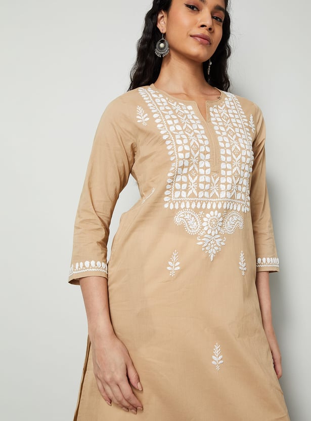 MELANGE Embroidered Straight Kurta