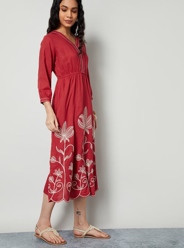 COLOUR ME Embroidered Midi Dress