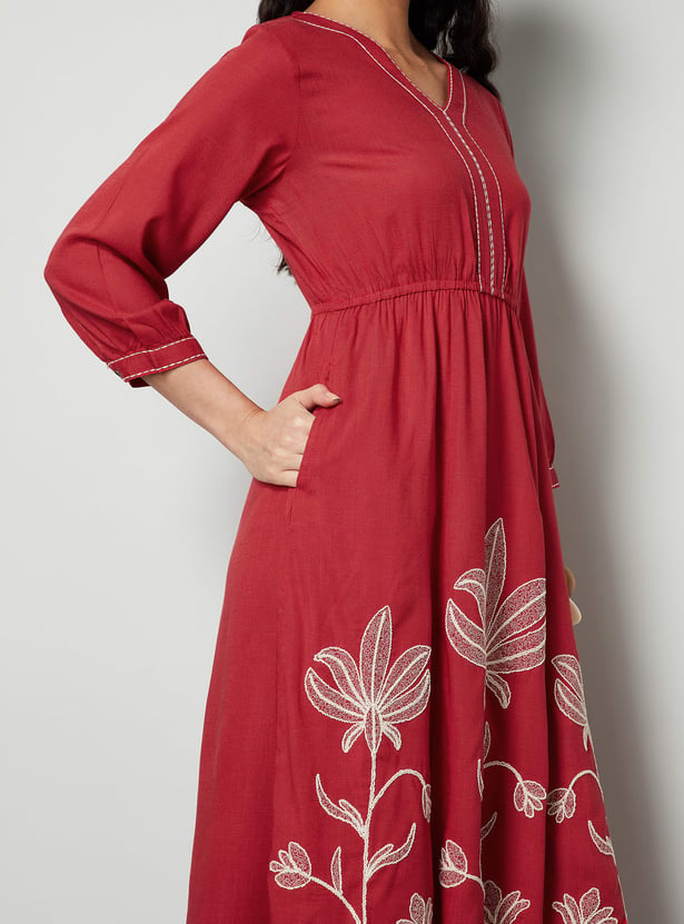 COLOUR ME Embroidered Midi Dress
