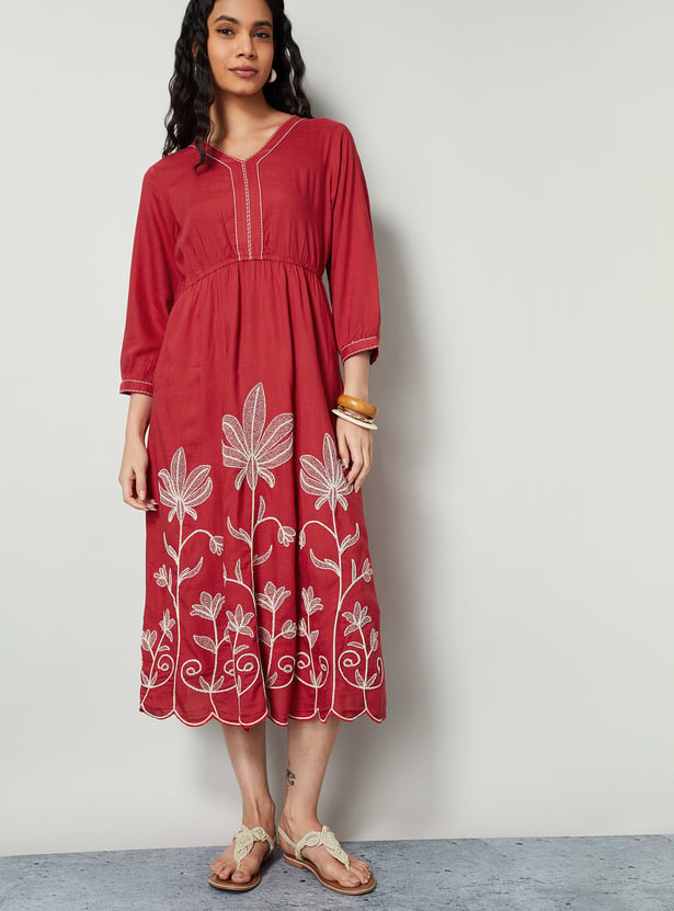 COLOUR ME Embroidered Midi Dress