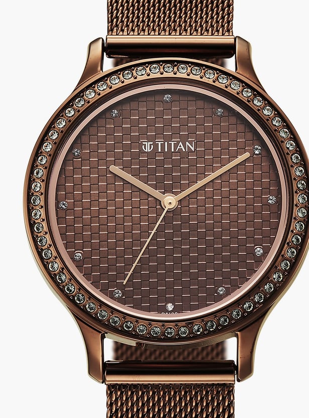 TITAN Purple Superheads Analog Mesh Strap Watch - 2634QM03