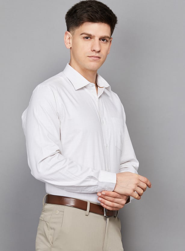 VAN HEUSEN Solid Custom Fit Formal Shirt
