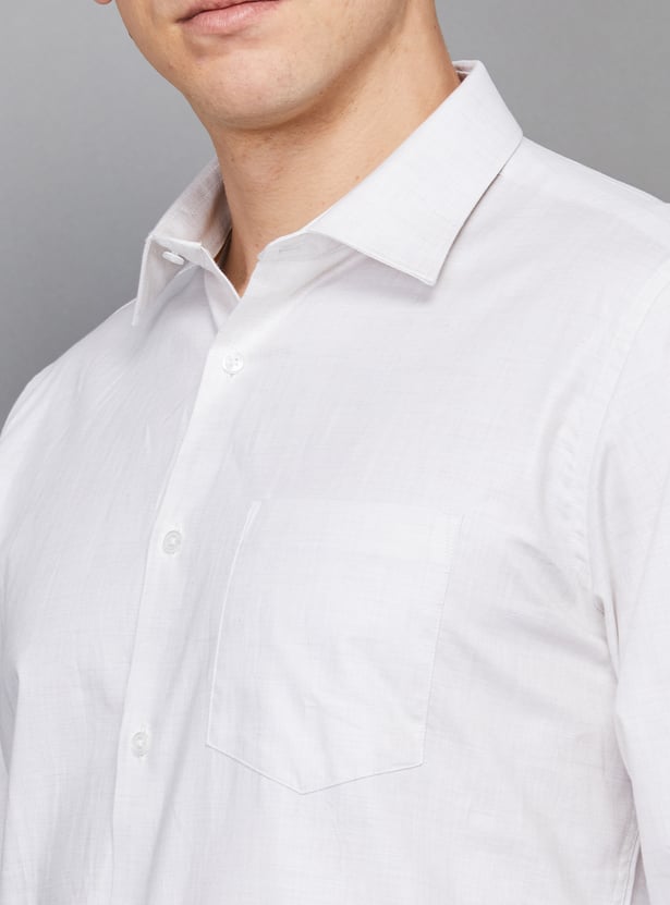 VAN HEUSEN Solid Custom Fit Formal Shirt