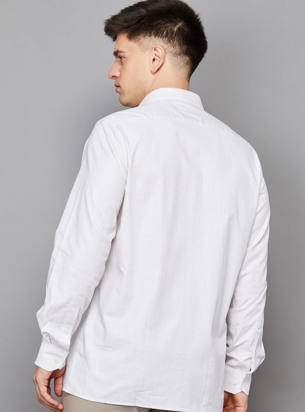 VAN HEUSEN Solid Custom Fit Formal Shirt