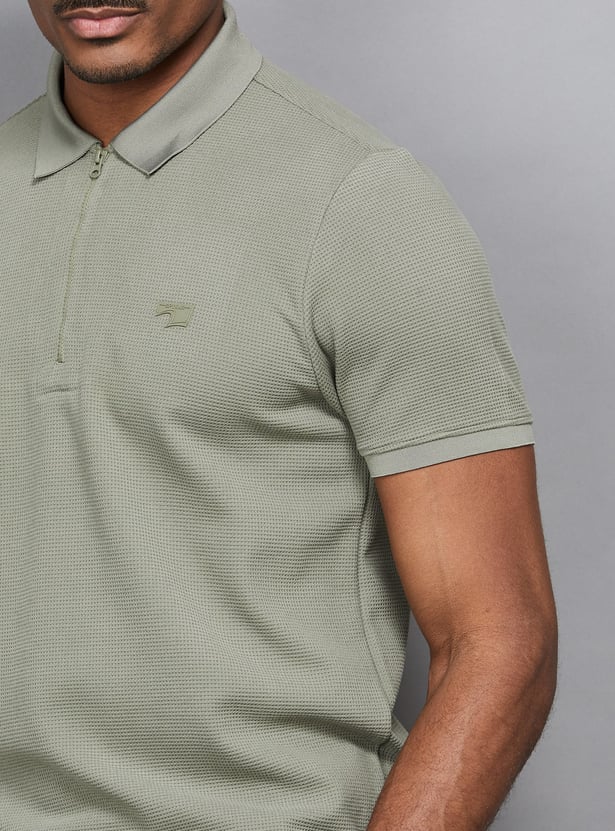 SPYKAR Textured Polo T-shirt
