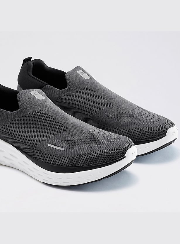 LOTTO Textured Slip-On Walking Shoes