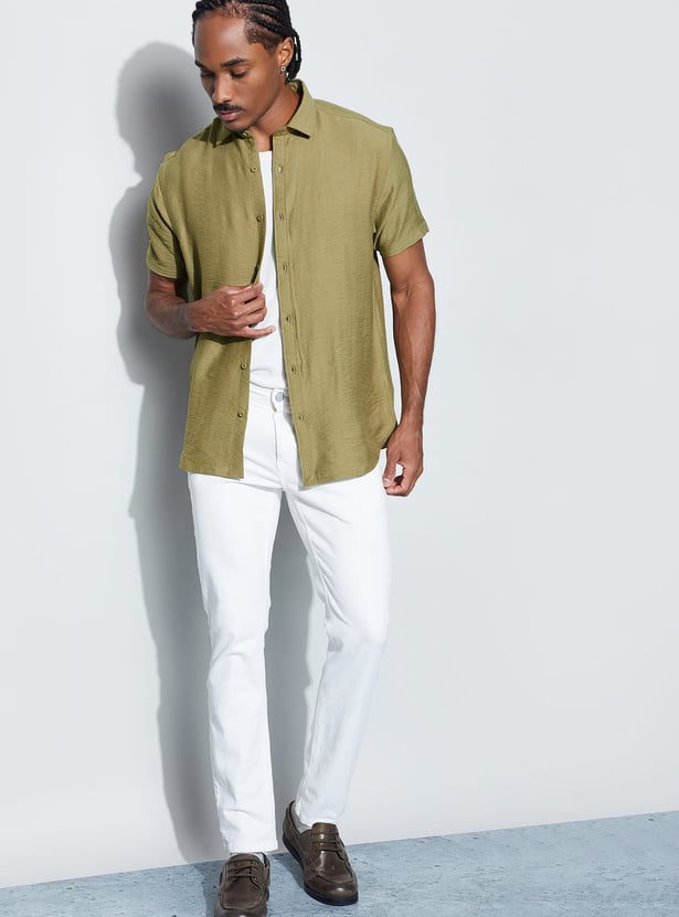 CODE UNWIND Solid Regular Fit Shirt