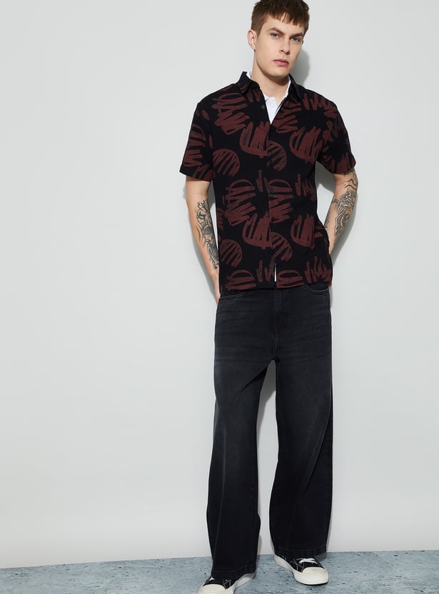 FAME FOREVER Printed Smart Fit Shirt