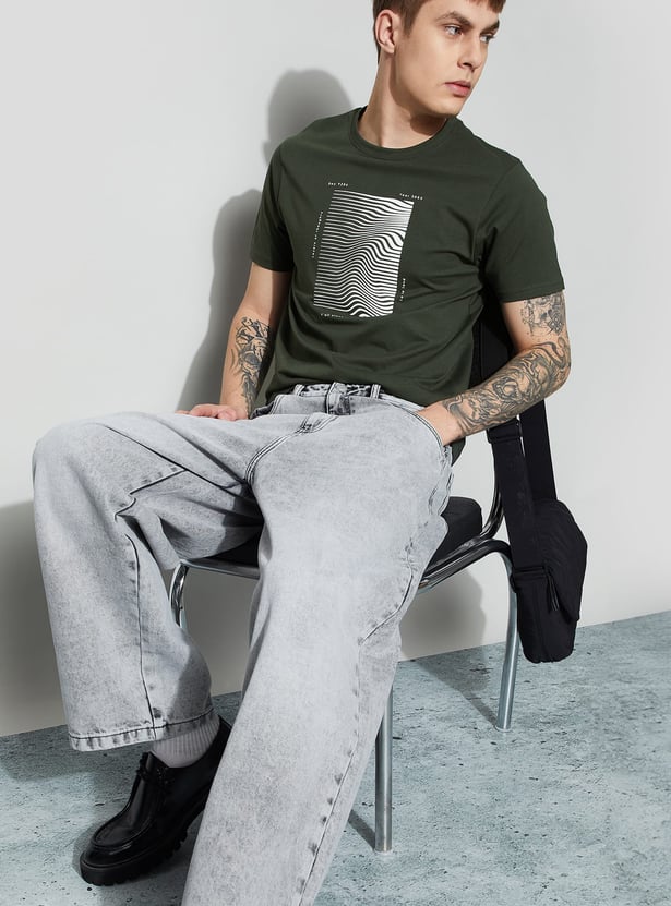 FAME FOREVER Graphic Print T-shirt
