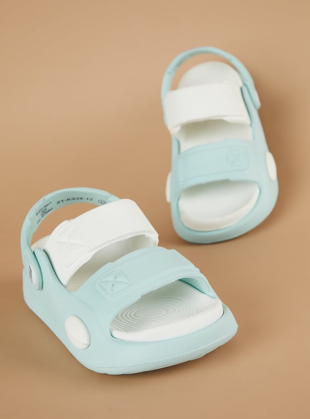 FAME FOREVER Girls Solid Slip-Ons