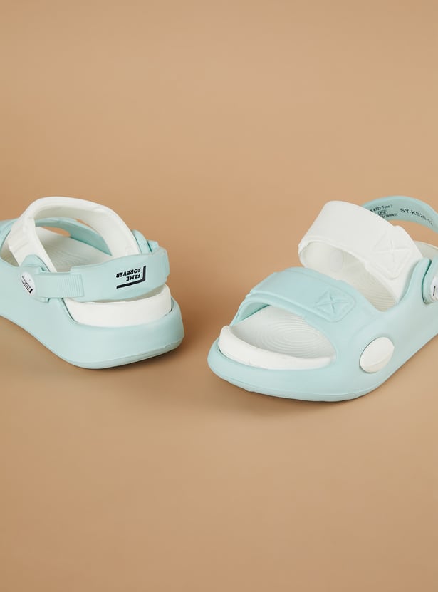 FAME FOREVER Girls Solid Slip-Ons