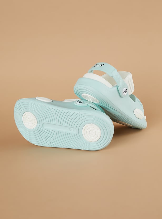 FAME FOREVER Girls Solid Slip-Ons