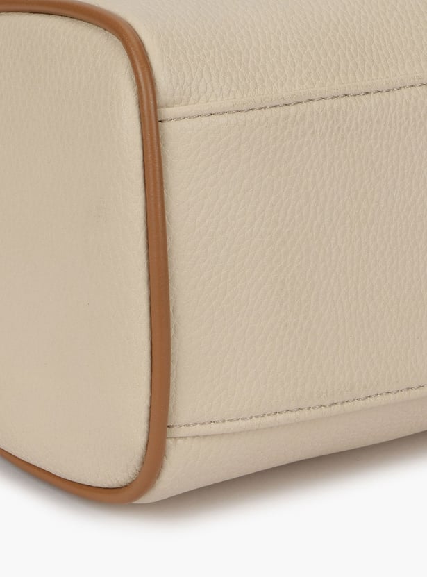 FASTRACK Solid Handheld Bag
