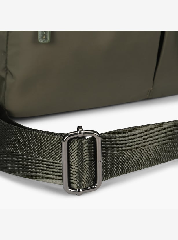 FASTRACK Solid Shoulder Bag