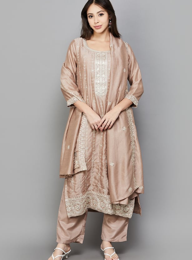 LIBAS Embroidered Kurta Set