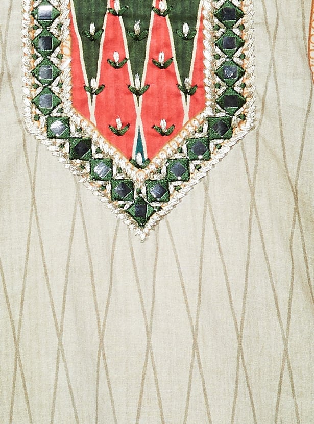 LIBAS Ethnic Motif Kurta Set