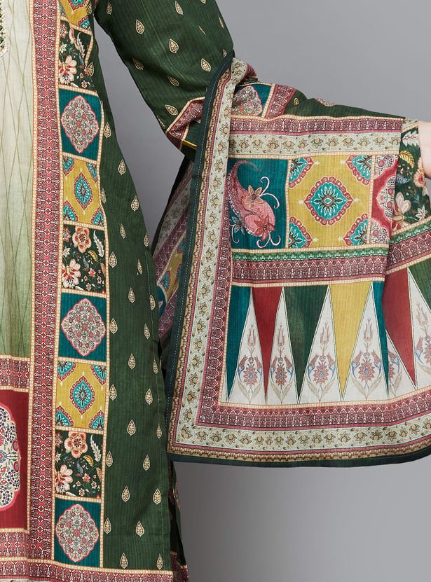 LIBAS Ethnic Motif Kurta Set