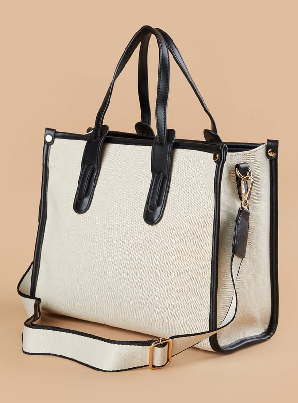 GINGER Textured Handheld Bag