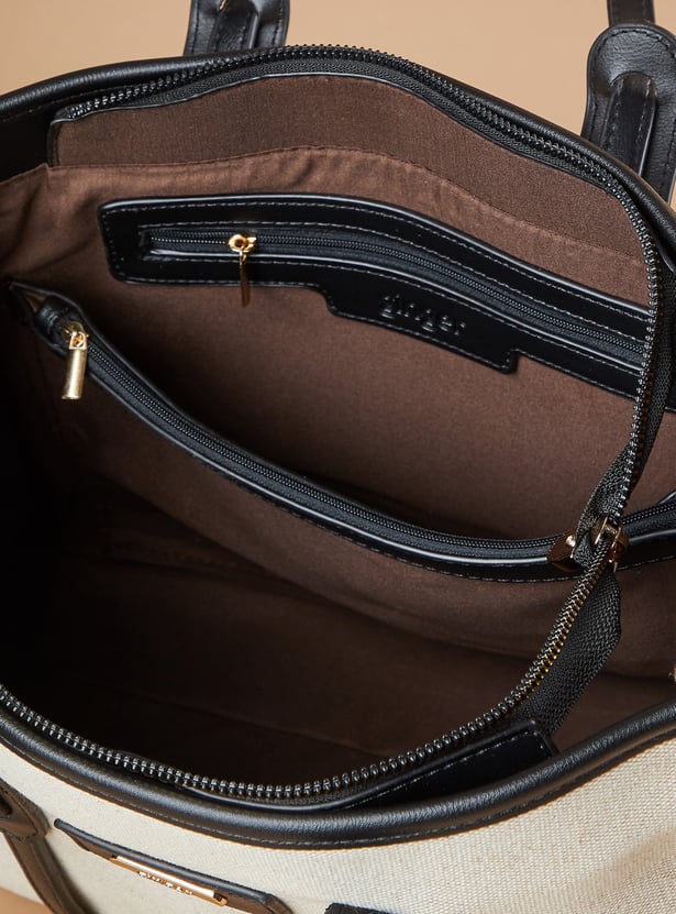 GINGER Textured Handheld Bag