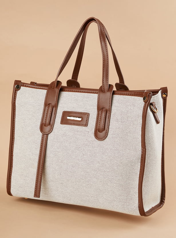GINGER Textured Handheld Bag