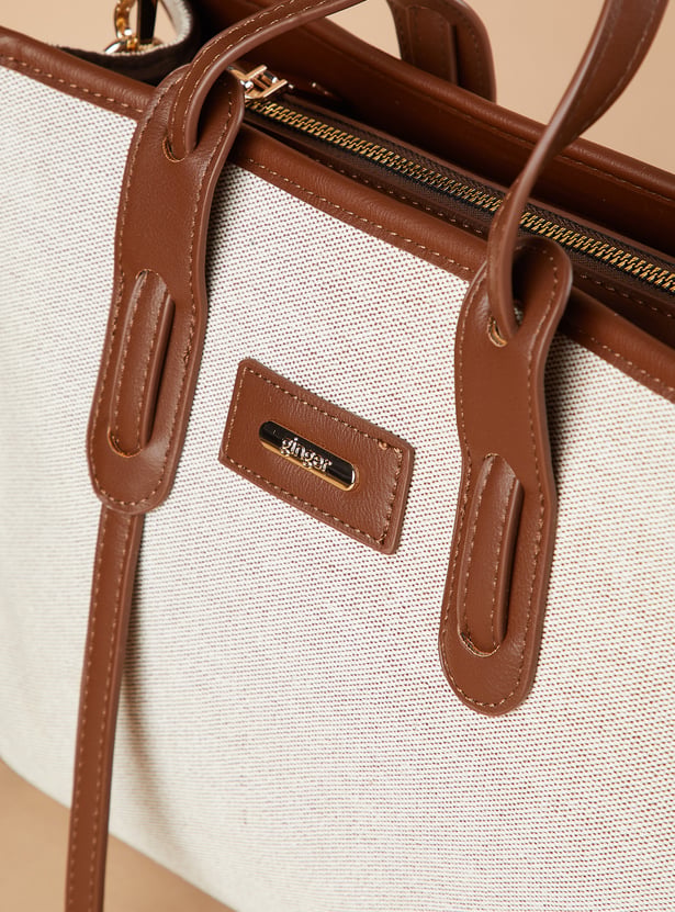 GINGER Textured Handheld Bag