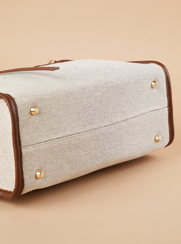 GINGER Textured Handheld Bag