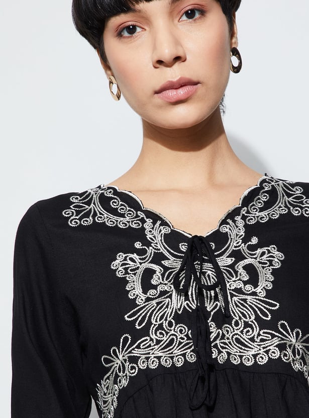 FAME FOREVER Embroidered Top