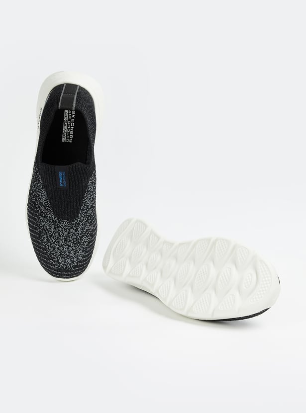 SKECHERS Air-Cooled Goga Mat Walking Shoes