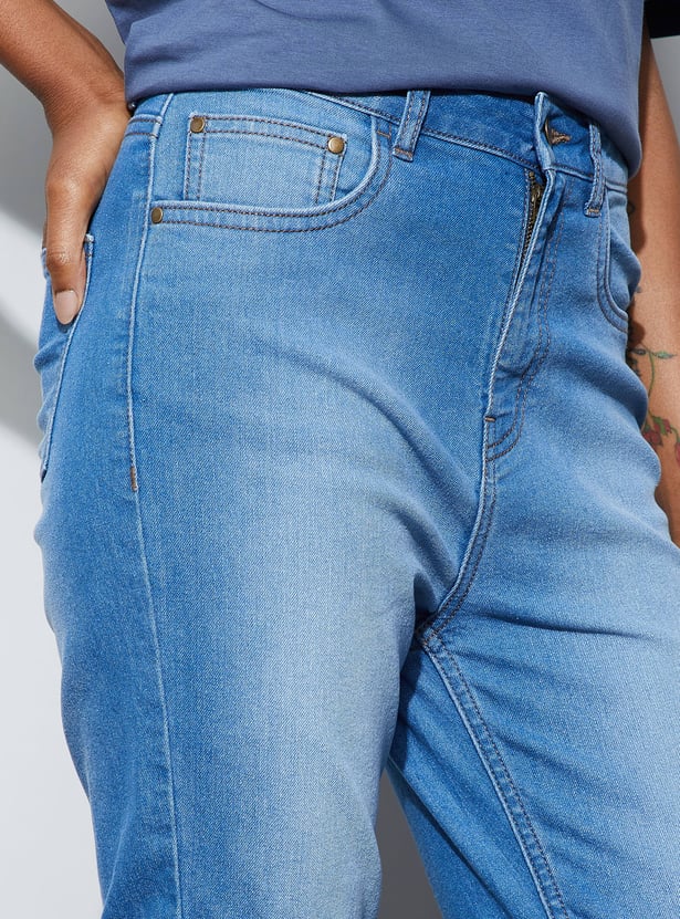 FAME FOREVER Light Wash Slim Fit Jeans