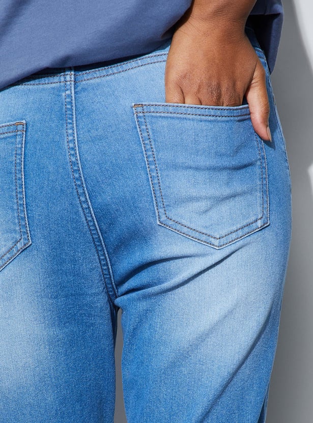 FAME FOREVER Light Wash Slim Fit Jeans