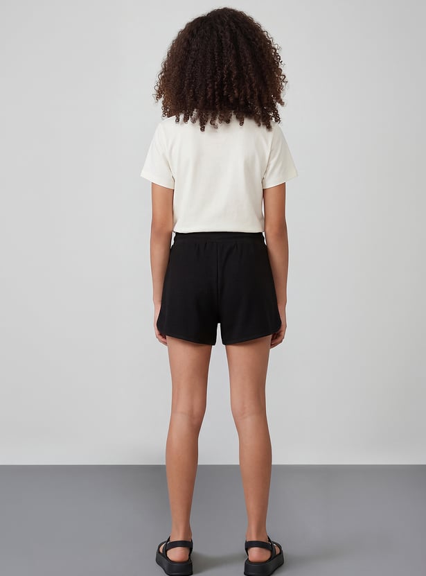 FAME FOREVER Girls Embroidered Shorts