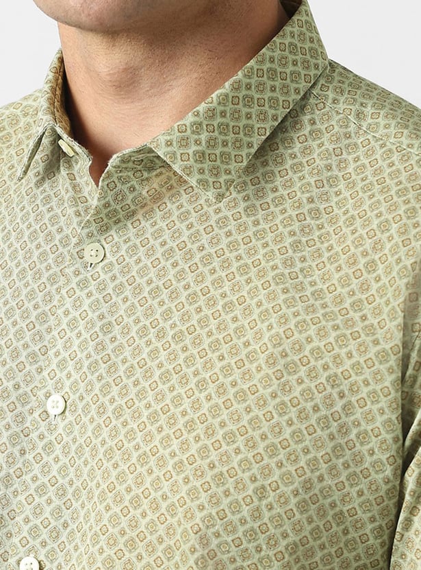 V DOT Printed Slim Fit Shirt
