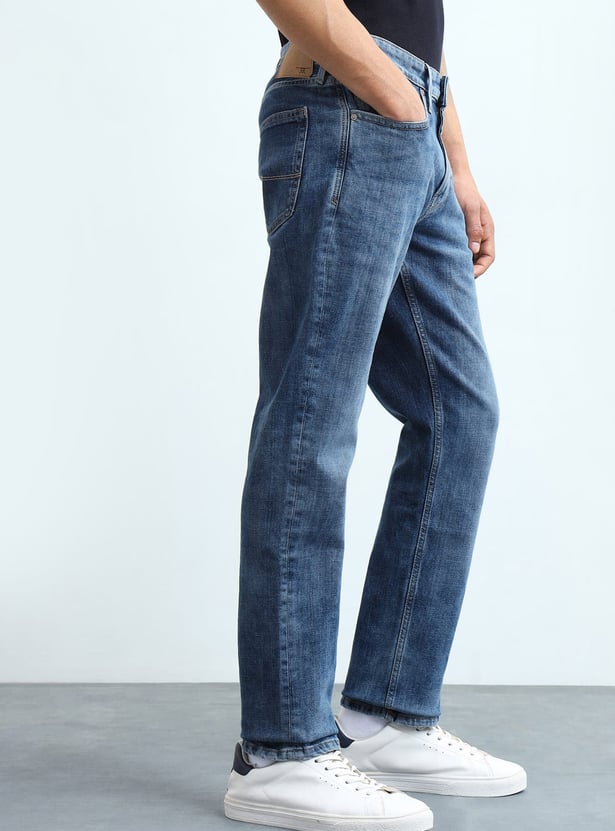FLYING MACHINE Washed Freddie F77 Jeans (Slim Straight)
