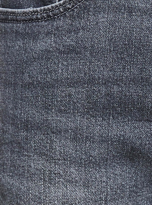 FLYING MACHINE Washed Mankle Jeans (Slim Tapered)