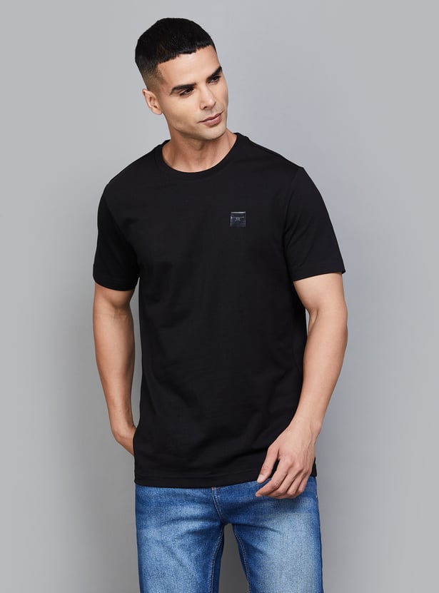 FLYING MACHINE Solid Crew Neck T-shirt