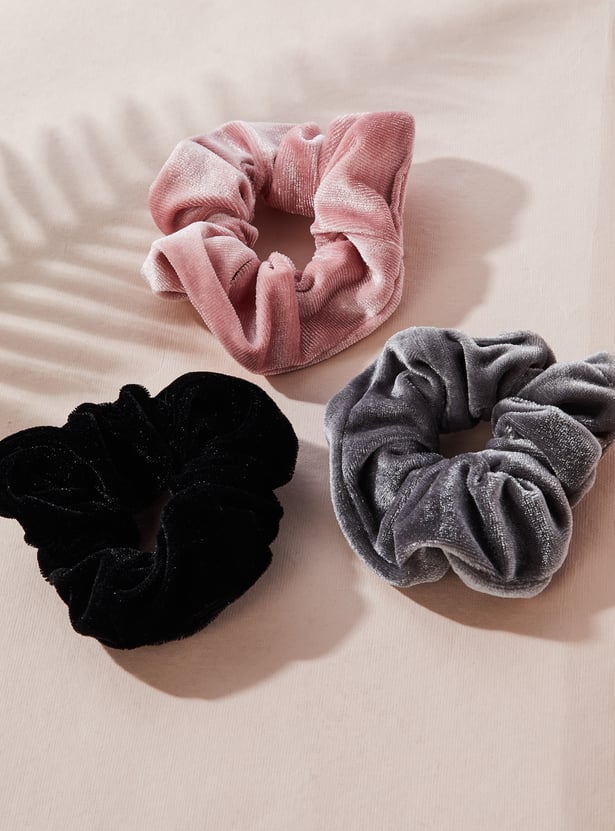 FAME FOREVER Assorted Scrunchies - Pack of 3