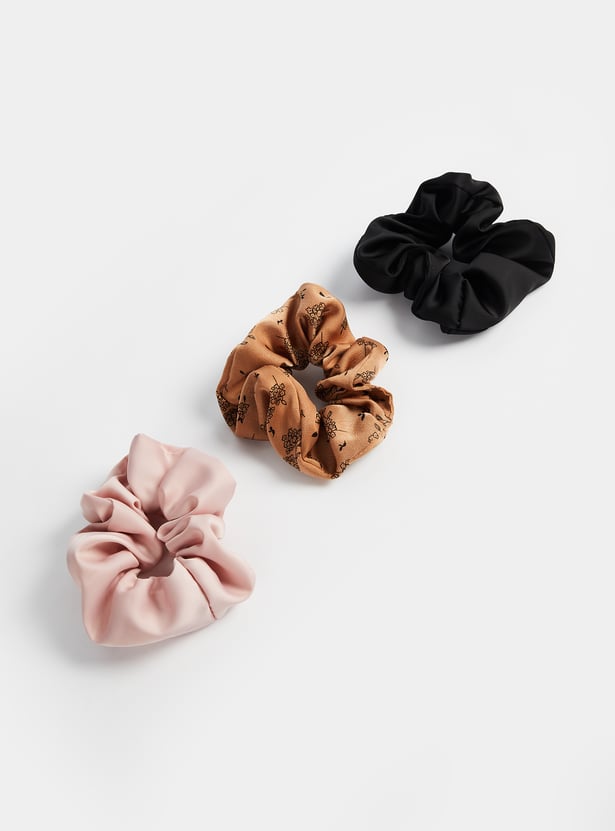 FAME FOREVER Assorted Scrunchies - Pack of 3