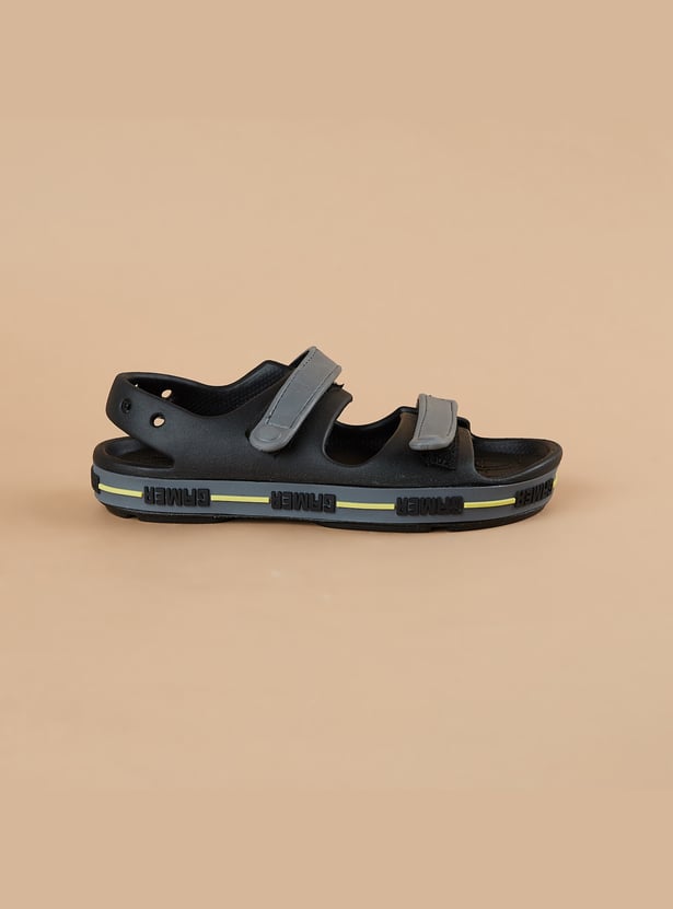 FAME FOREVER Boys Colourblock Floaters