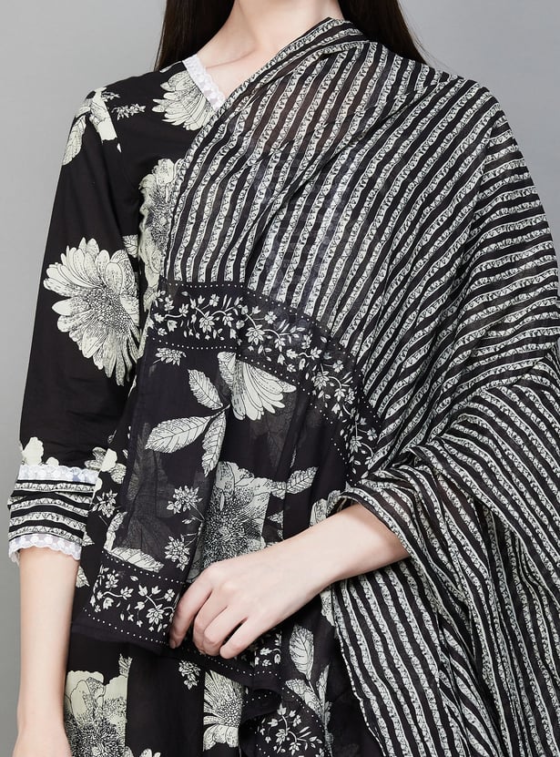 LIBAS Floral Print A-line Kurta Set