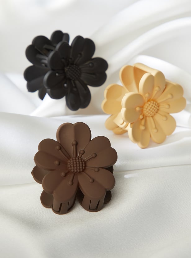 FAME FOREVER Assorted Floral Claw Clip - Pack of 3