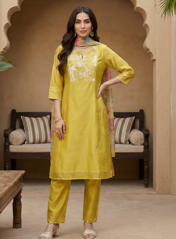 W Embroidered Kurta Set