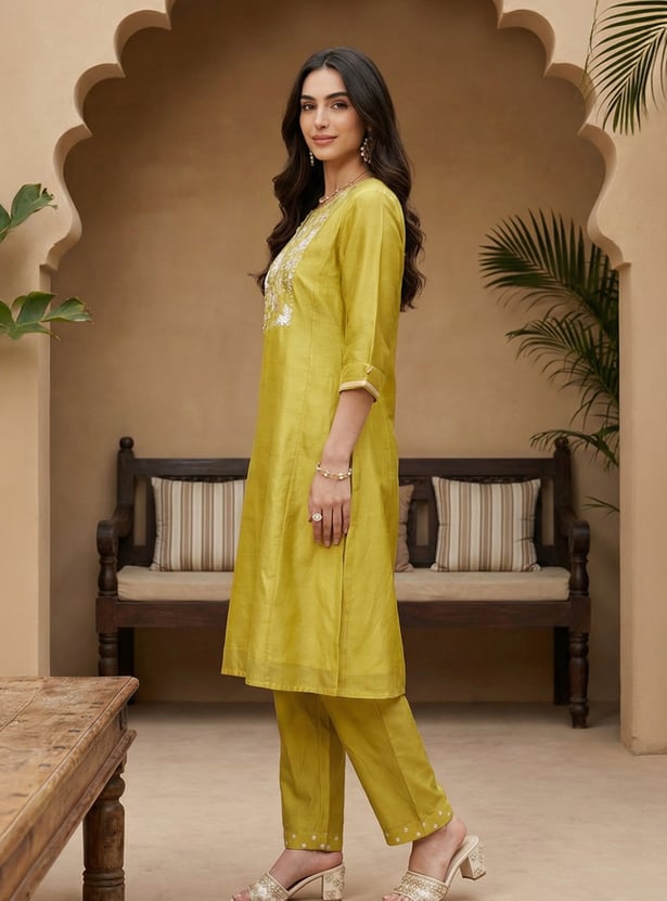 W Embroidered Kurta Set