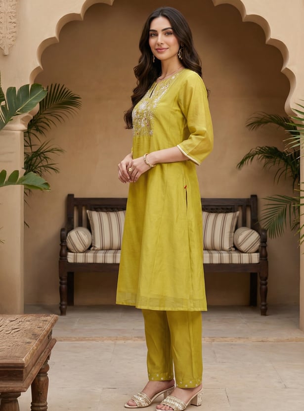 W Embroidered Kurta Set