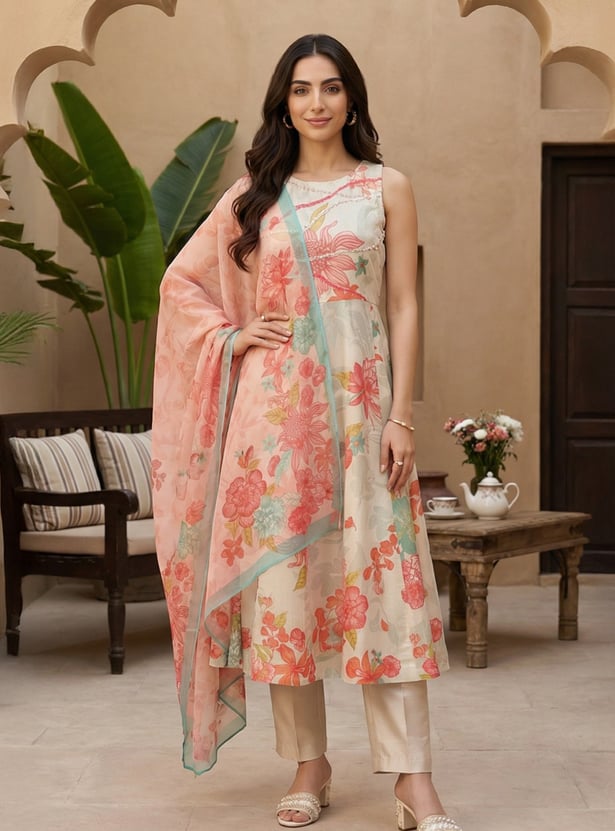 W Floral Print Straight Kurta Set